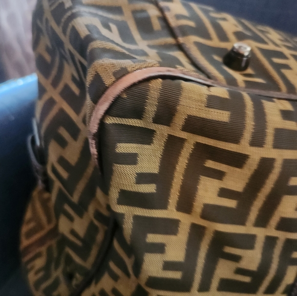 Sold-Fendi Travel Bag w/lock and key! - Picture 7 of 16